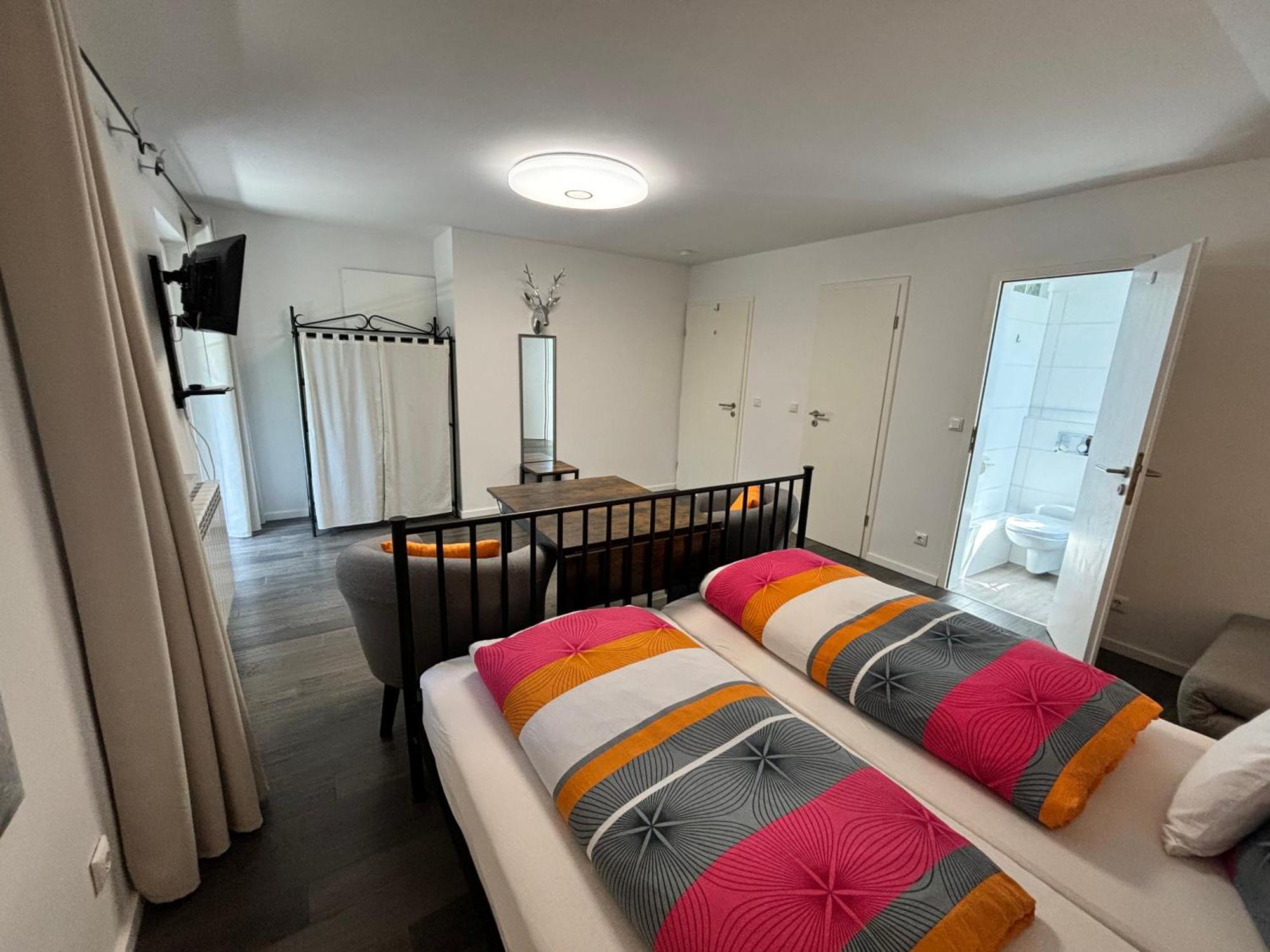 Haus Sonnenblick- Apartments ชตาร์นแบร์ก ห้อง รูปภาพ